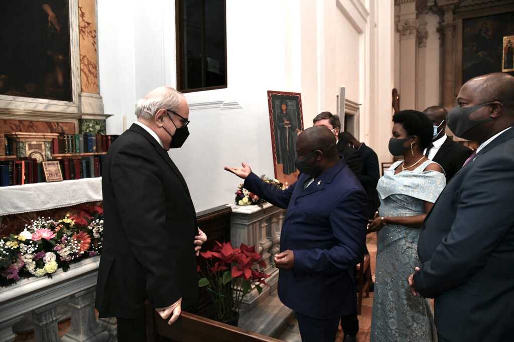 布隆迪共和国总统访问圣艾智德团体